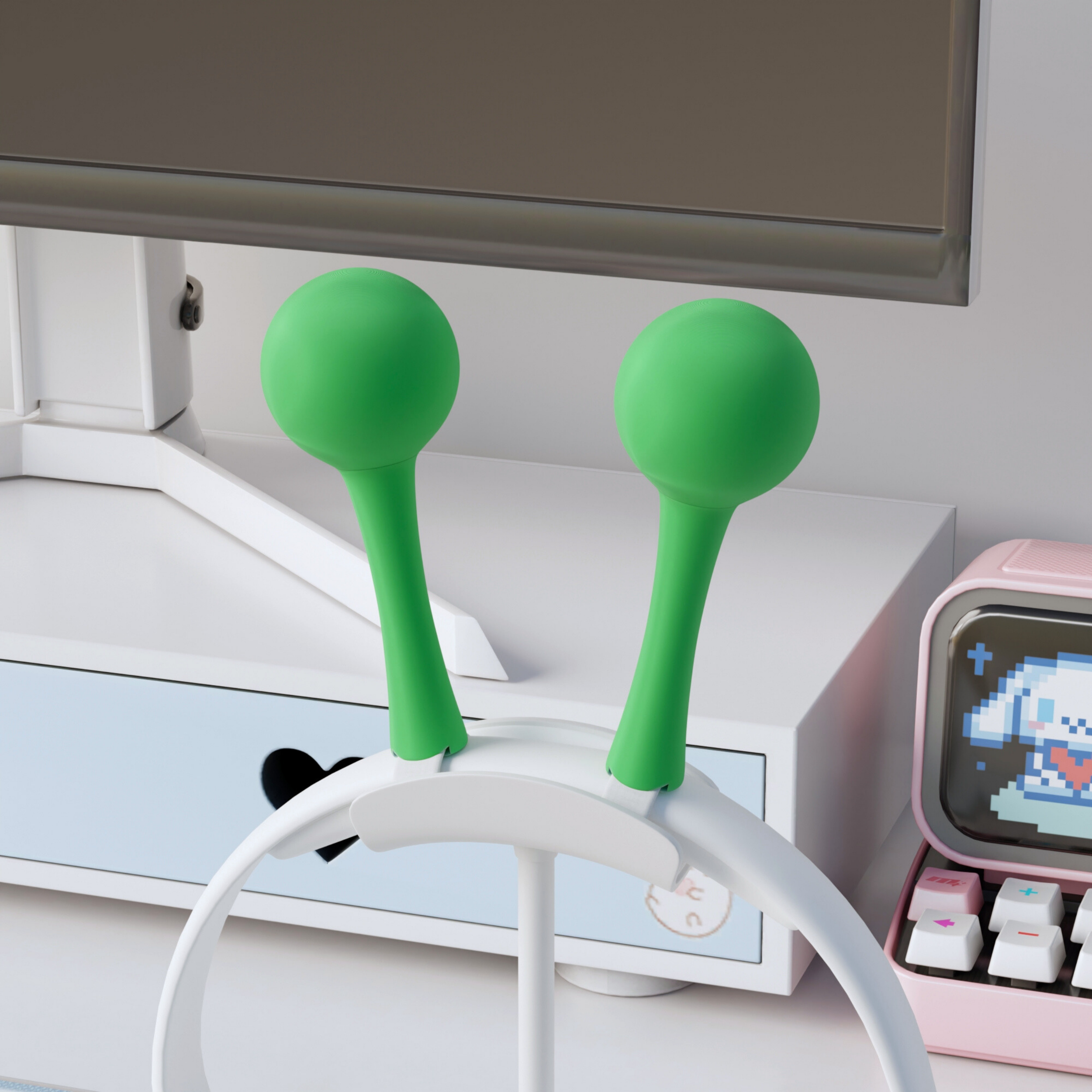 Alien Antenna Headset Attachment