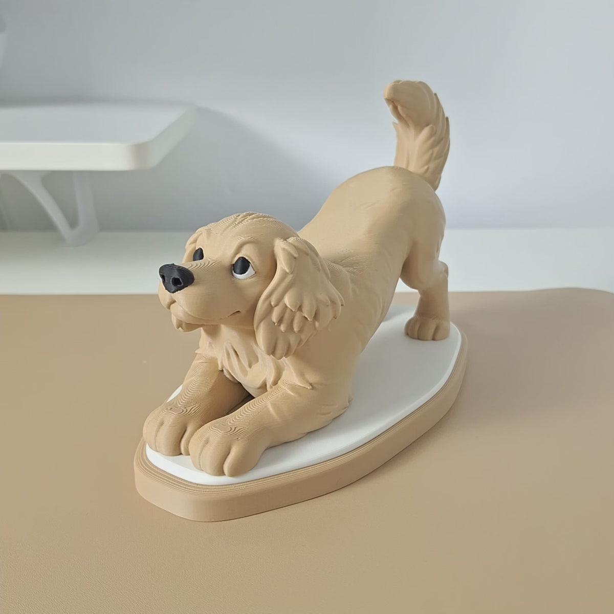 Golden Retriever Controller Stand